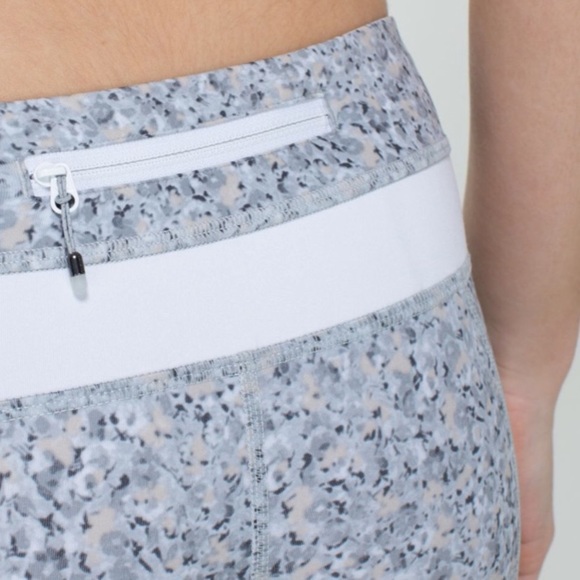 Lululemon athletica Petite Fleur Elevate Tank & Run Inspire Crop II Leggings - Picture 12 of 13